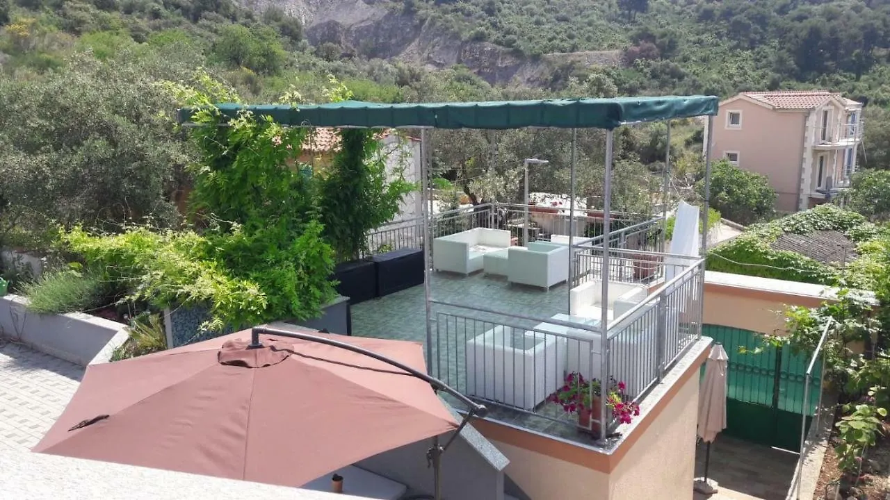 Apartment Summer Rental House 